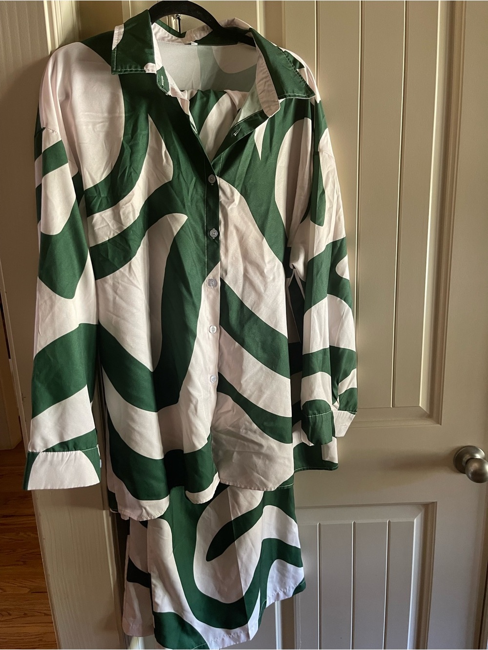 2pc set Women’s Green & White Abstract Print Button-Up Shirt Jacket XL